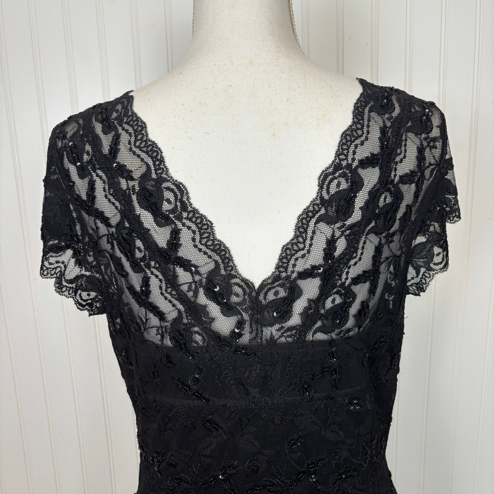Marina Lace Sheath Dress Women 12 Black Sequin Beaded Tiered Cocktail V-Neck - Picture 4 of 12